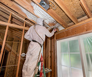What Is Spray Foam Insulation and How Does It Work?